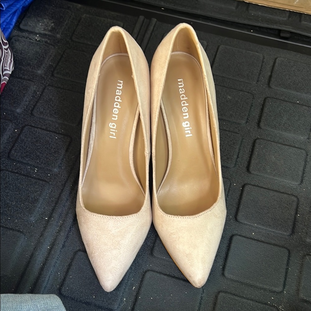 Madden Girl Cream Textured Heels